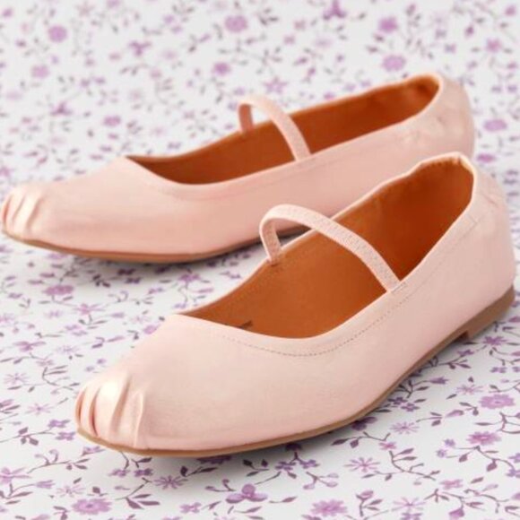 URBAN OUTFITTERS Mila Pink Shimmer Mary Jane Ballet Flat Size 7 NEW - Picture 1 of 5